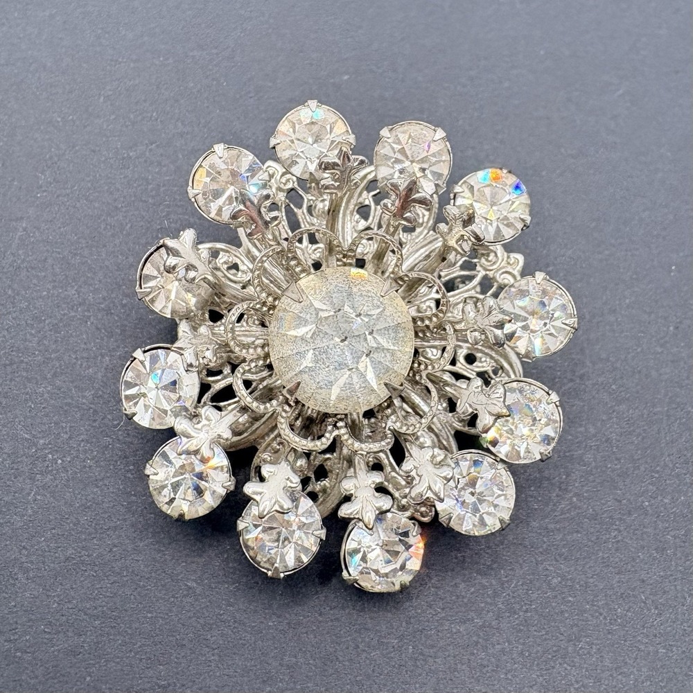 Vintage Flower‎ Brooch Silver Tone Filigree Clear Rhinestone Floral Retro 1.5"